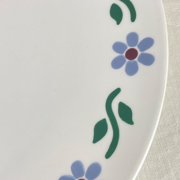 Corelle Cottage Inn Blue Daisy Flower Dinner Plate (One Plate) - Picture 3 of 4